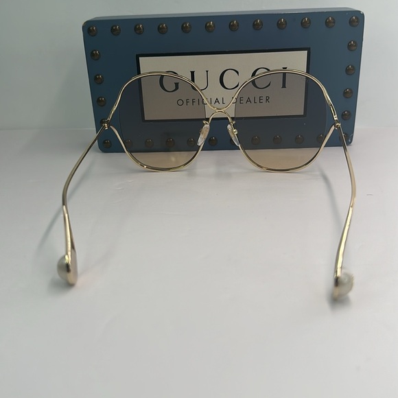 New - Authentic Clear GUCCI OVERSIZED SUNGLASSES - Picture 7 of 17